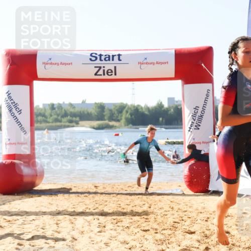 01.09.2024 - 17. Tribühne Triathlon Luisa Fischer http://msf.ph/oto/6924591 01.09.2024 10:24:05 Schwimmen 205, 221, 231, 232, 272, 278, 304 meine-sportfotos.de