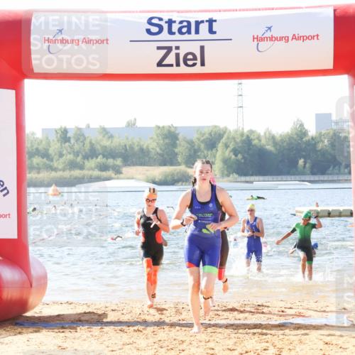 01.09.2024 - 17. Tribühne Triathlon Luisa Fischer http://msf.ph/oto/6924614 01.09.2024 10:24:14 Schwimmen 222, 228, 232, 259, 279, 280, 304 meine-sportfotos.de