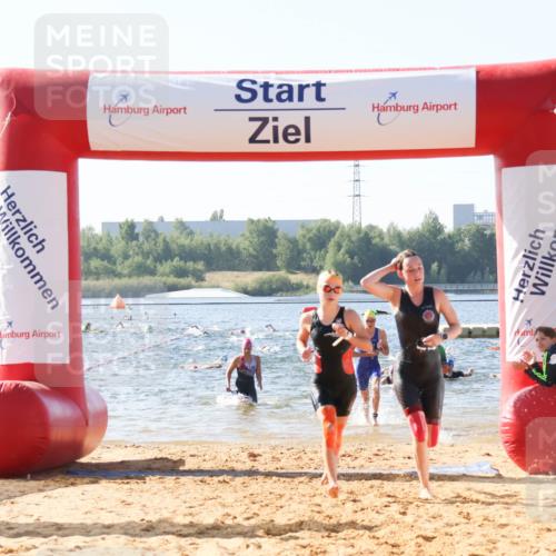 01.09.2024 - 17. Tribühne Triathlon Luisa Fischer http://msf.ph/oto/6924623 01.09.2024 10:24:16 Schwimmen 222, 228, 259, 279, 280, 304 meine-sportfotos.de