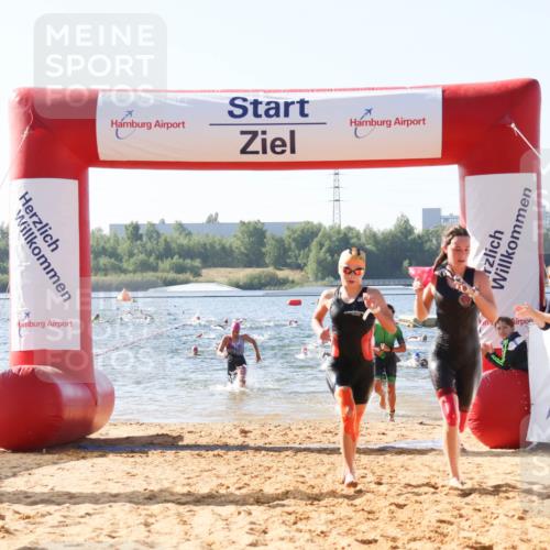 01.09.2024 - 17. Tribühne Triathlon Luisa Fischer http://msf.ph/oto/6924627 01.09.2024 10:24:17 Schwimmen 222, 228, 259, 269, 279, 280, 304 meine-sportfotos.de