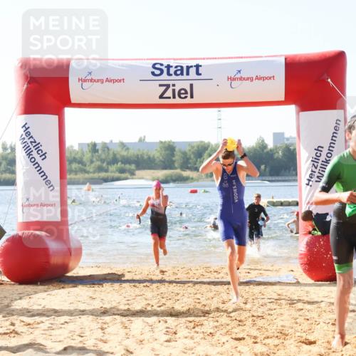 01.09.2024 - 17. Tribühne Triathlon Luisa Fischer http://msf.ph/oto/6924644 01.09.2024 10:24:20 Schwimmen 206, 222, 228, 259, 269, 279, 280, 291, 304 meine-sportfotos.de
