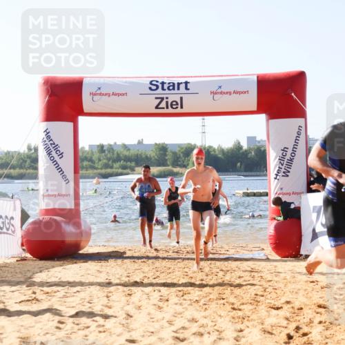 01.09.2024 - 17. Tribühne Triathlon Luisa Fischer http://msf.ph/oto/6924683 01.09.2024 10:24:30 Schwimmen 108, 171, 189, 196, 206, 209, 229, 269, 279, 291, 299 meine-sportfotos.de