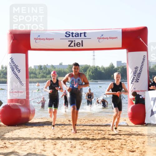 01.09.2024 - 17. Tribühne Triathlon Luisa Fischer http://msf.ph/oto/6924694 01.09.2024 10:24:32 Schwimmen 108, 171, 189, 196, 206, 209, 229, 263, 269, 291, 299 meine-sportfotos.de
