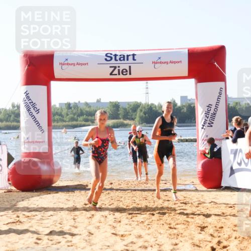 01.09.2024 - 17. Tribühne Triathlon Luisa Fischer http://msf.ph/oto/6924745 01.09.2024 10:24:41 Schwimmen 171, 173, 189, 196, 209, 224, 233, 243, 263, 281, 299 meine-sportfotos.de