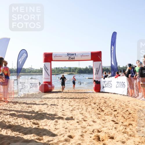 01.09.2024 - 17. Tribühne Triathlon Luisa Fischer http://msf.ph/oto/6924774 01.09.2024 10:24:45 Schwimmen 173, 188, 189, 196, 224, 233, 243, 263, 281, 299 meine-sportfotos.de