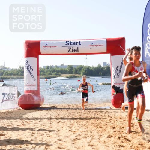01.09.2024 - 17. Tribühne Triathlon Luisa Fischer http://msf.ph/oto/6924846 01.09.2024 10:24:59 Schwimmen 188, 216, 225, 252 meine-sportfotos.de