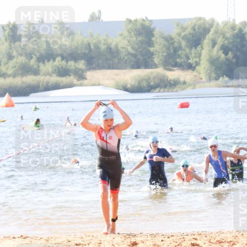 01.09.2024 - 17. Tribühne Triathlon Luisa Fischer http://msf.ph/oto/6924877 01.09.2024 10:25:08 Schwimmen 172, 202, 216, 227, 298 meine-sportfotos.de