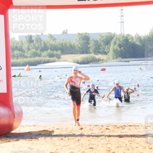 01.09.2024 - 17. Tribühne Triathlon Luisa Fischer http://msf.ph/oto/6924879 01.09.2024 10:25:09 Schwimmen 172, 202, 227, 237, 298 meine-sportfotos.de
