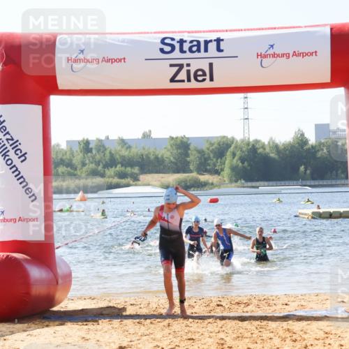01.09.2024 - 17. Tribühne Triathlon Luisa Fischer http://msf.ph/oto/6924886 01.09.2024 10:25:10 Schwimmen 172, 202, 227, 237, 298 meine-sportfotos.de