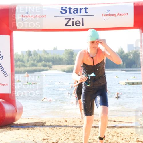 01.09.2024 - 17. Tribühne Triathlon Luisa Fischer http://msf.ph/oto/6924934 01.09.2024 10:25:20 Schwimmen 172, 178, 202, 237, 239, 240, 283, 298 meine-sportfotos.de