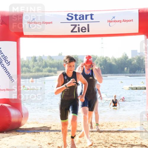 01.09.2024 - 17. Tribühne Triathlon Luisa Fischer http://msf.ph/oto/6924952 01.09.2024 10:25:25 Schwimmen 178, 195, 202, 226, 236, 237, 239, 240, 283, 298 meine-sportfotos.de