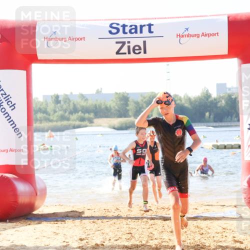 01.09.2024 - 17. Tribühne Triathlon Luisa Fischer http://msf.ph/oto/6924975 01.09.2024 10:25:31 Schwimmen 193, 195, 212, 223, 226, 236, 239, 240, 283, 307 meine-sportfotos.de