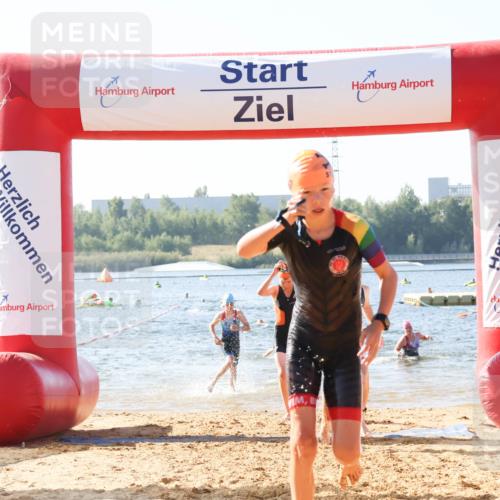 01.09.2024 - 17. Tribühne Triathlon Luisa Fischer http://msf.ph/oto/6924978 01.09.2024 10:25:32 Schwimmen 193, 195, 212, 223, 226, 236, 239, 240, 283, 307 meine-sportfotos.de