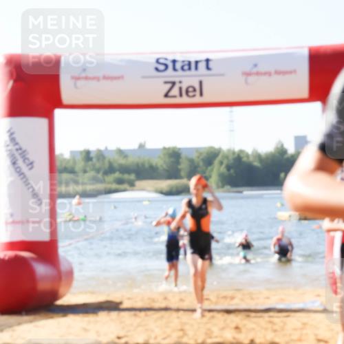 01.09.2024 - 17. Tribühne Triathlon Luisa Fischer http://msf.ph/oto/6924983 01.09.2024 10:25:33 Schwimmen 193, 195, 212, 223, 226, 236, 240, 241, 283, 307 meine-sportfotos.de