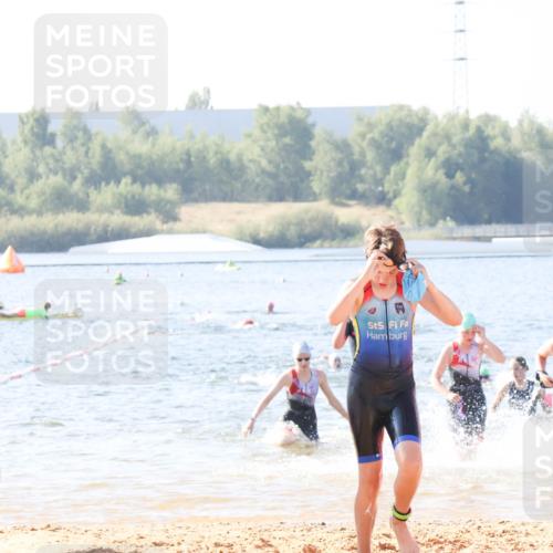 01.09.2024 - 17. Tribühne Triathlon Luisa Fischer http://msf.ph/oto/6924990 01.09.2024 10:25:35 Schwimmen 193, 195, 212, 214, 223, 226, 236, 241, 307 meine-sportfotos.de