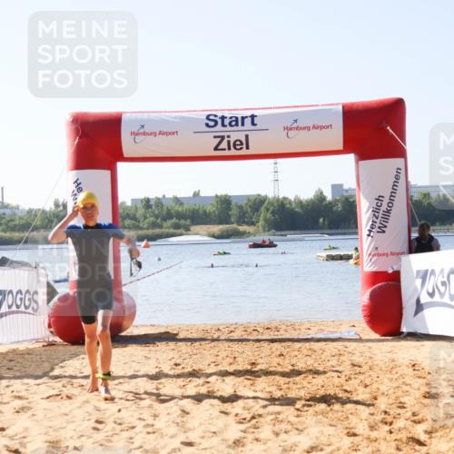 01.09.2024 - 17. Tribühne Triathlon Luisa Fischer http://msf.ph/oto/6925303 01.09.2024 10:28:59 Schwimmen 179 meine-sportfotos.de