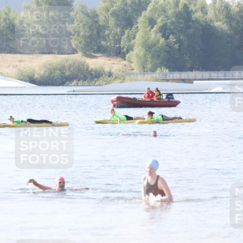 01.09.2024 - 17. Tribühne Triathlon Luisa Fischer http://msf.ph/oto/6925313 01.09.2024 10:29:44 Schwimmen  meine-sportfotos.de