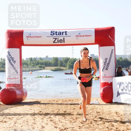 01.09.2024 - 17. Tribühne Triathlon Luisa Fischer http://msf.ph/oto/6925346 01.09.2024 10:30:00 Schwimmen 271, 295 meine-sportfotos.de