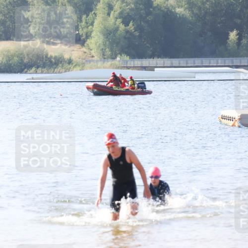 01.09.2024 - 17. Tribühne Triathlon Luisa Fischer http://msf.ph/oto/6925360 01.09.2024 10:31:07 Schwimmen 204, 217 meine-sportfotos.de