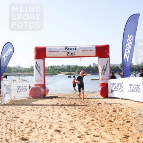 01.09.2024 - 17. Tribühne Triathlon Luisa Fischer http://msf.ph/oto/6925400 01.09.2024 10:31:17 Schwimmen 204, 217 meine-sportfotos.de