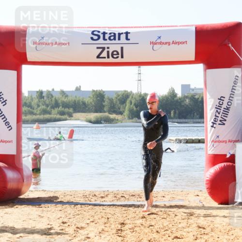 01.09.2024 - 17. Tribühne Triathlon Luisa Fischer http://msf.ph/oto/6925413 01.09.2024 10:47:58 Schwimmen 317 meine-sportfotos.de