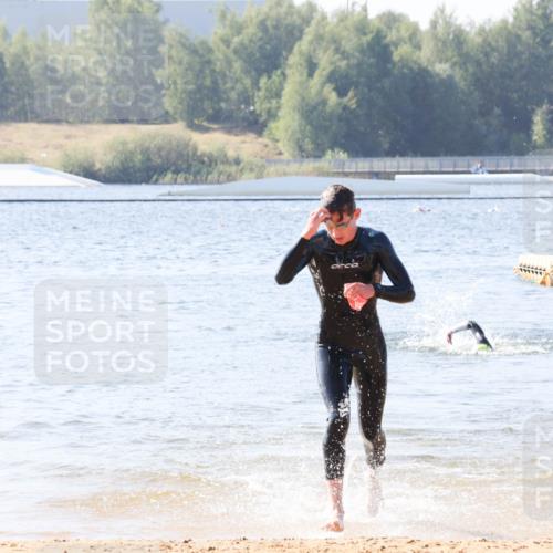 01.09.2024 - 17. Tribühne Triathlon Luisa Fischer http://msf.ph/oto/6925428 01.09.2024 10:48:18 Schwimmen 361 meine-sportfotos.de