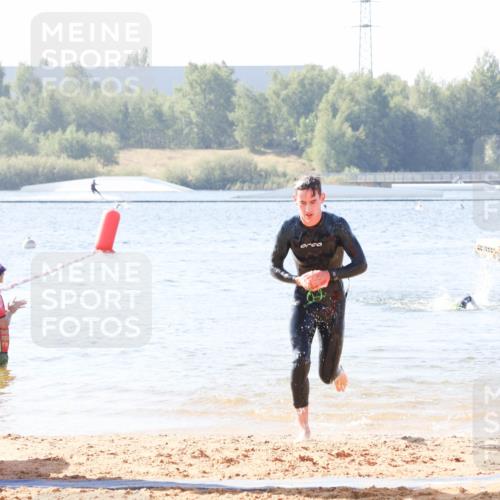 01.09.2024 - 17. Tribühne Triathlon Luisa Fischer http://msf.ph/oto/6925430 01.09.2024 10:48:19 Schwimmen 361 meine-sportfotos.de