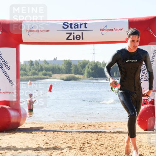 01.09.2024 - 17. Tribühne Triathlon Luisa Fischer http://msf.ph/oto/6925443 01.09.2024 10:48:22 Schwimmen 361 meine-sportfotos.de
