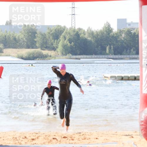 01.09.2024 - 17. Tribühne Triathlon Luisa Fischer http://msf.ph/oto/6925471 01.09.2024 10:49:05 Schwimmen 325, 343, 370 meine-sportfotos.de