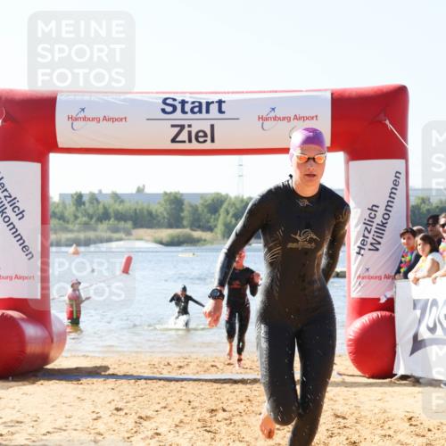 01.09.2024 - 17. Tribühne Triathlon Luisa Fischer http://msf.ph/oto/6925483 01.09.2024 10:49:08 Schwimmen 325, 343, 370 meine-sportfotos.de