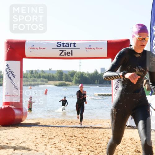 01.09.2024 - 17. Tribühne Triathlon Luisa Fischer http://msf.ph/oto/6925487 01.09.2024 10:49:09 Schwimmen 325, 343, 370 meine-sportfotos.de