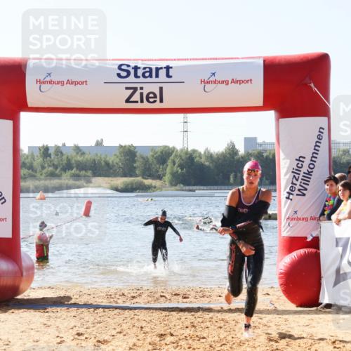 01.09.2024 - 17. Tribühne Triathlon Luisa Fischer http://msf.ph/oto/6925491 01.09.2024 10:49:10 Schwimmen 325, 343, 370 meine-sportfotos.de