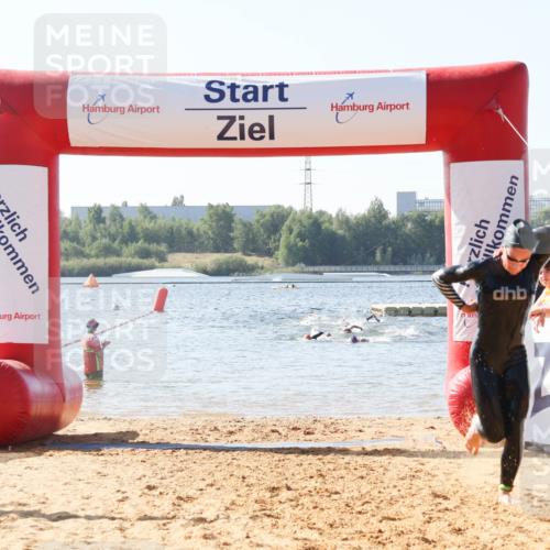 01.09.2024 - 17. Tribühne Triathlon Luisa Fischer http://msf.ph/oto/6925507 01.09.2024 10:49:14 Schwimmen 325, 343, 370 meine-sportfotos.de