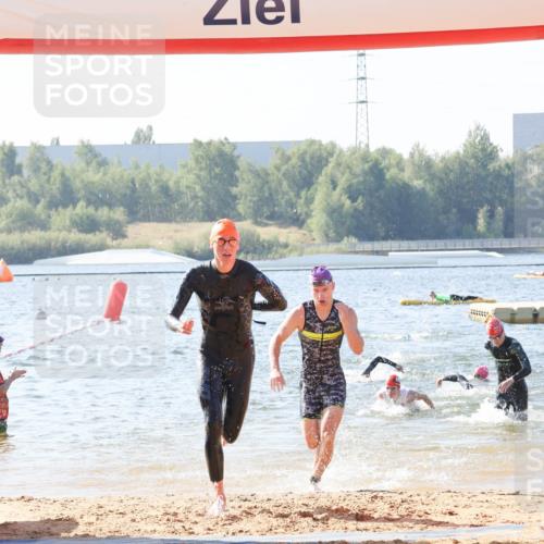 01.09.2024 - 17. Tribühne Triathlon Luisa Fischer http://msf.ph/oto/6925517 01.09.2024 10:49:31 Schwimmen 316, 323, 327, 366 meine-sportfotos.de