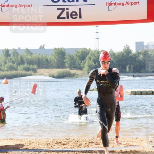 01.09.2024 - 17. Tribühne Triathlon Luisa Fischer http://msf.ph/oto/6925542 01.09.2024 10:49:37 Schwimmen 316, 323, 327, 366, 384, 436 meine-sportfotos.de