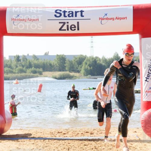 01.09.2024 - 17. Tribühne Triathlon Luisa Fischer http://msf.ph/oto/6925545 01.09.2024 10:49:38 Schwimmen 316, 323, 327, 366, 384, 436 meine-sportfotos.de