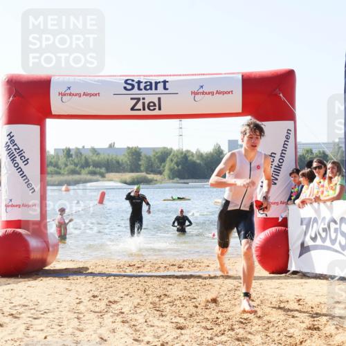 01.09.2024 - 17. Tribühne Triathlon Luisa Fischer http://msf.ph/oto/6925551 01.09.2024 10:49:39 Schwimmen 316, 323, 327, 366, 384, 436 meine-sportfotos.de