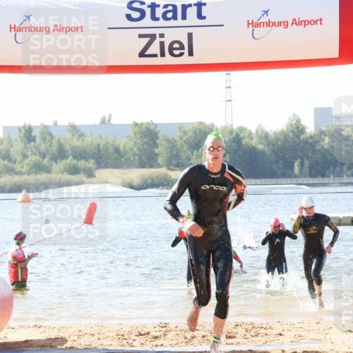 01.09.2024 - 17. Tribühne Triathlon Luisa Fischer http://msf.ph/oto/6925561 01.09.2024 10:49:43 Schwimmen 323, 327, 351, 374, 384, 436, 437 meine-sportfotos.de