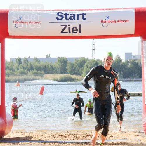 01.09.2024 - 17. Tribühne Triathlon Luisa Fischer http://msf.ph/oto/6925565 01.09.2024 10:49:44 Schwimmen 323, 327, 351, 374, 384, 436, 437 meine-sportfotos.de