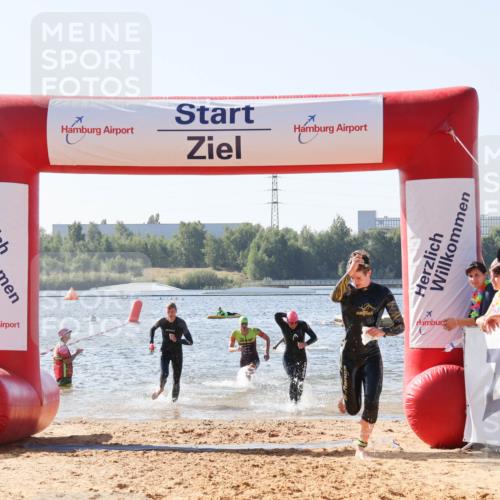 01.09.2024 - 17. Tribühne Triathlon Luisa Fischer http://msf.ph/oto/6925572 01.09.2024 10:49:46 Schwimmen 323, 327, 351, 374, 384, 436, 437 meine-sportfotos.de