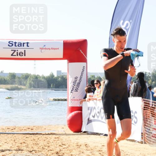 01.09.2024 - 17. Tribühne Triathlon Luisa Fischer http://msf.ph/oto/6925637 01.09.2024 10:50:09 Schwimmen 397 meine-sportfotos.de