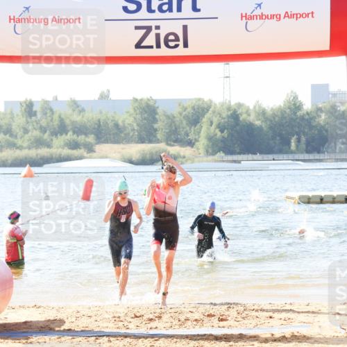 01.09.2024 - 17. Tribühne Triathlon Luisa Fischer http://msf.ph/oto/6925654 01.09.2024 10:50:33 Schwimmen 311, 319, 391 meine-sportfotos.de