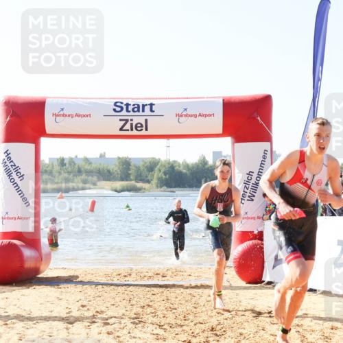 01.09.2024 - 17. Tribühne Triathlon Luisa Fischer http://msf.ph/oto/6925674 01.09.2024 10:50:36 Schwimmen 311, 319, 391 meine-sportfotos.de