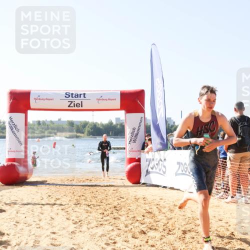 01.09.2024 - 17. Tribühne Triathlon Luisa Fischer http://msf.ph/oto/6925682 01.09.2024 10:50:38 Schwimmen 311, 319, 391 meine-sportfotos.de