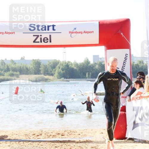 01.09.2024 - 17. Tribühne Triathlon Luisa Fischer http://msf.ph/oto/6925688 01.09.2024 10:50:40 Schwimmen 311, 319, 320, 391 meine-sportfotos.de