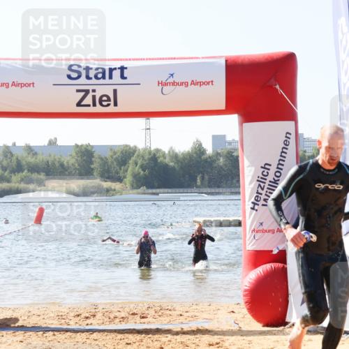01.09.2024 - 17. Tribühne Triathlon Luisa Fischer http://msf.ph/oto/6925691 01.09.2024 10:50:41 Schwimmen 311, 319, 320, 391 meine-sportfotos.de