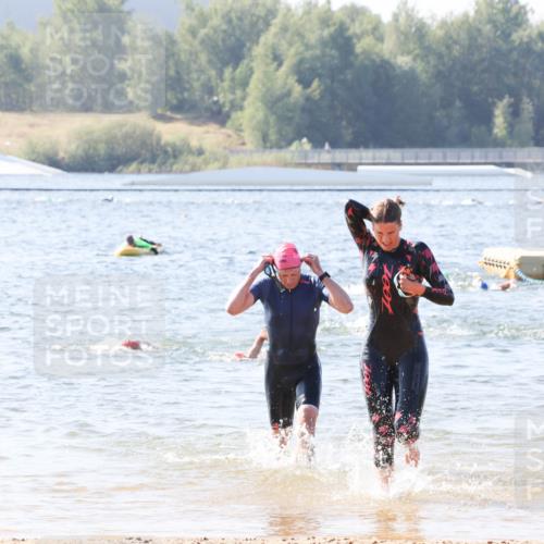 01.09.2024 - 17. Tribühne Triathlon Luisa Fischer http://msf.ph/oto/6925693 01.09.2024 10:50:45 Schwimmen 320, 391, 396 meine-sportfotos.de