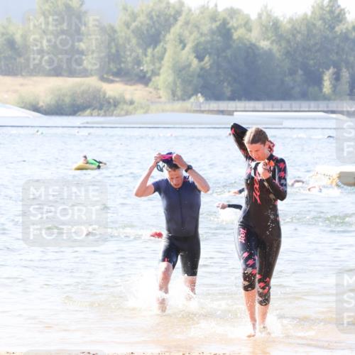 01.09.2024 - 17. Tribühne Triathlon Luisa Fischer http://msf.ph/oto/6925697 01.09.2024 10:50:46 Schwimmen 320, 391, 396 meine-sportfotos.de
