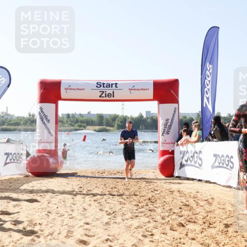 01.09.2024 - 17. Tribühne Triathlon Luisa Fischer http://msf.ph/oto/6925721 01.09.2024 10:50:52 Schwimmen 320, 396 meine-sportfotos.de