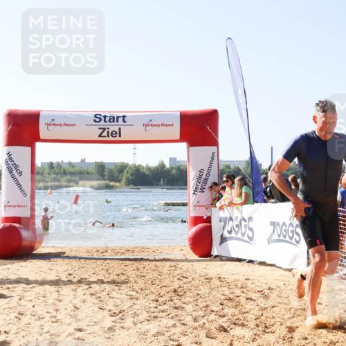 01.09.2024 - 17. Tribühne Triathlon Luisa Fischer http://msf.ph/oto/6925736 01.09.2024 10:50:54 Schwimmen 314, 320, 337, 396 meine-sportfotos.de